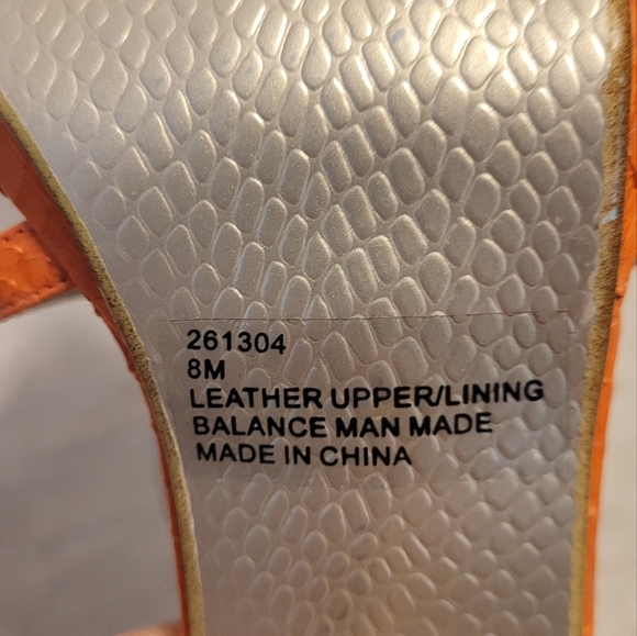 Size 8 Orange Leather and rhinestone 3.9 inch heel pumps. Chi By Faichi brand. - Picture 7 of 8